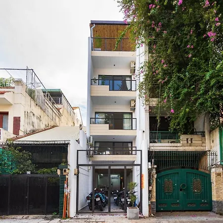 Peninsula Serviced Apartment
